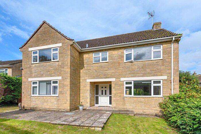 4 Bedroom Detached House For Sale In Monkton Farleigh, BA15