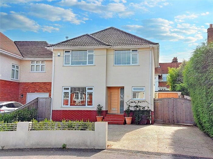 3 Bedroom Detached House For Sale In Woodside Road, Lower Parkstone, Poole, BH14