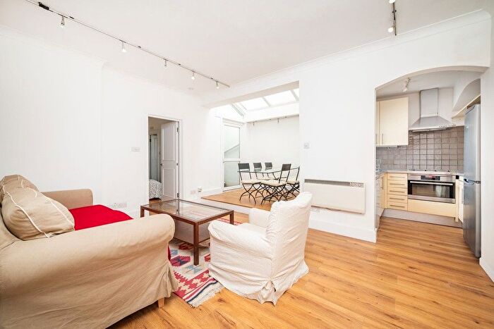 1 Bedroom Flat To Rent In Queens Gate Gardens, South Kensington, SW7