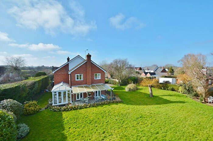 4 Bedroom Detached House For Sale In Three Gables, High Street, Ludgershall, HP18