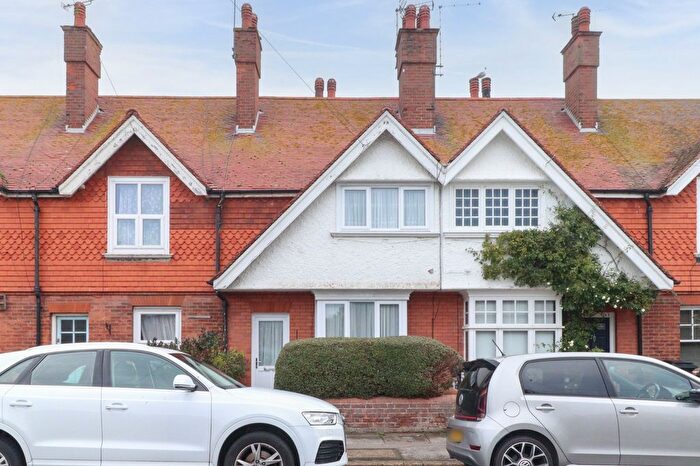 2 Bedroom Terraced House For Sale In Linksfield Road, Westgate-On-Sea, Kent, CT8