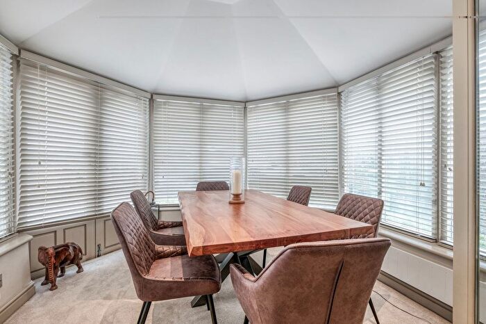 4 Bedroom Detached House For Sale In Tythe Barn Lane, Shirley, Solihull, B90