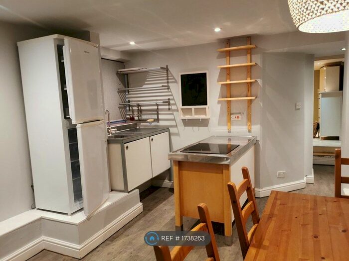 1 Bedroom Flat To Rent In Wilbury Villas, Hove, BN3