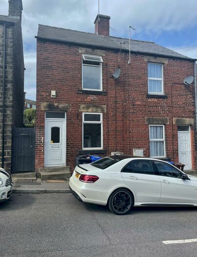 2 Bedroom Terraced House To Rent In Orchard Street, Sheffield, S36
