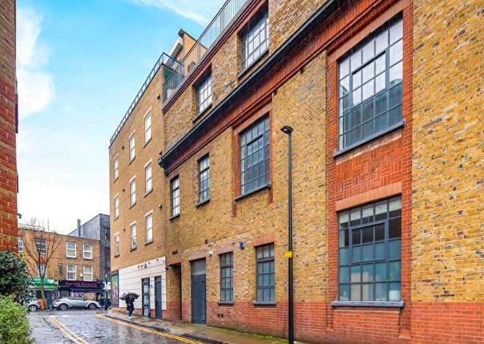 2 Bedroom Flat To Rent In Tate Apartments, Sly Street, Shadwell, Aldgate, Liverpool Street, London, E1