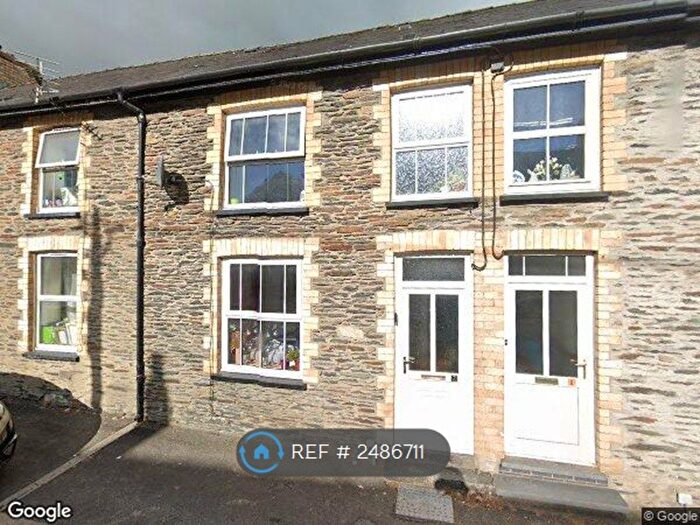 2 Bedroom Semi-Detached House To Rent In Davies Street, Carmarthenshire, SA39