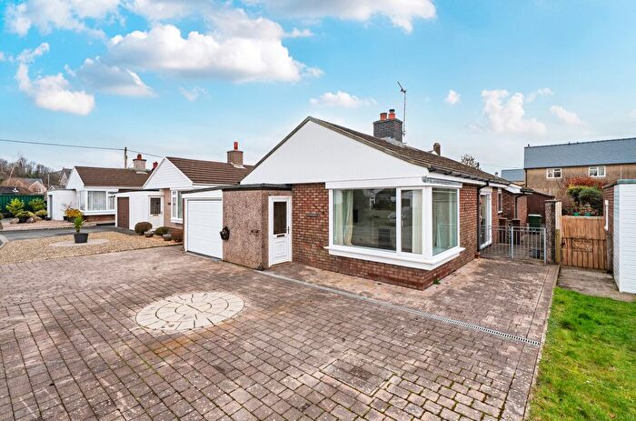 3 Bedroom Bungalow For Sale In Cae Maenllwyd, Machynlleth, Powys, SY20