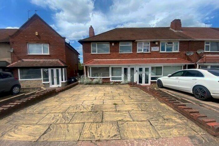 3 Bedroom Property To Rent In Aldridge Road, Birmingham, B44