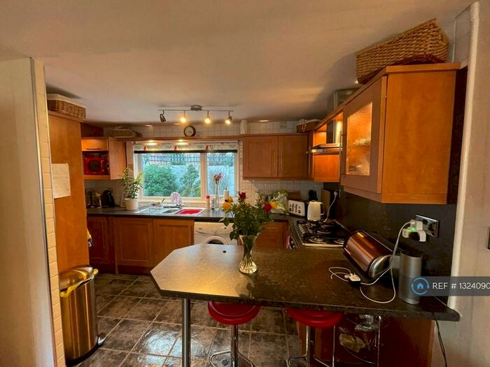 2 Bedroom Flat To Rent In Runnells Lane, Liverpool, L23