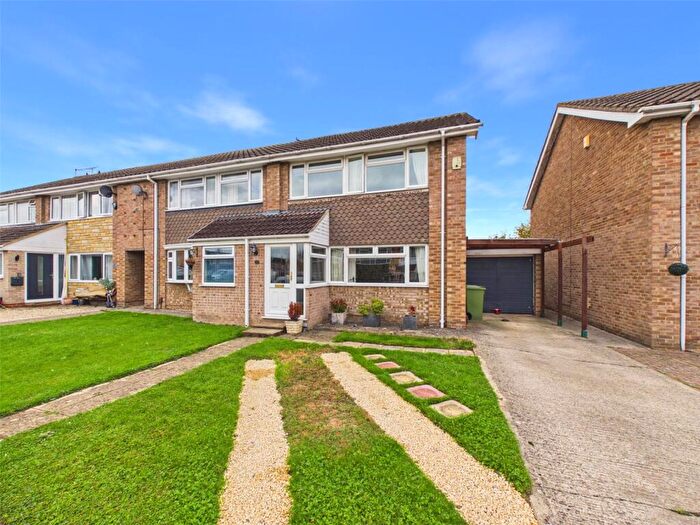 3 Bedroom End Of Terrace House For Sale In Springfield Close, The Reddings, Cheltenham, Gloucestershire, GL51