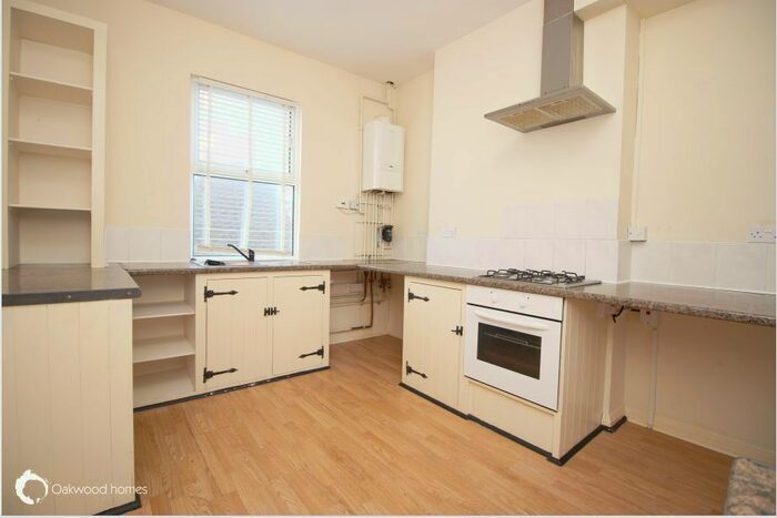 3 Bedroom Maisonette To Rent In Abbots Hill, Ramsgate, CT11