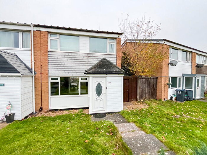 3 Bedroom End Of Terrace House For Sale In Redhill Road, Northfield, Birmingham, B31