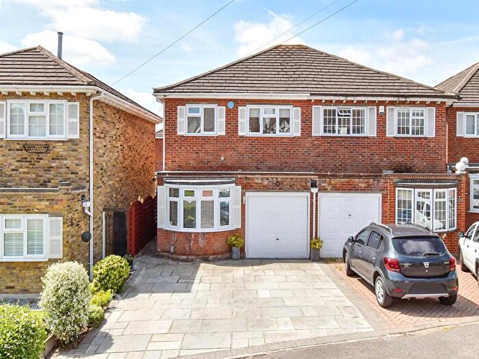 3 Bedroom Semi-Detached House For Sale In Rayburn Road, Hornchurch, Essex, RM11
