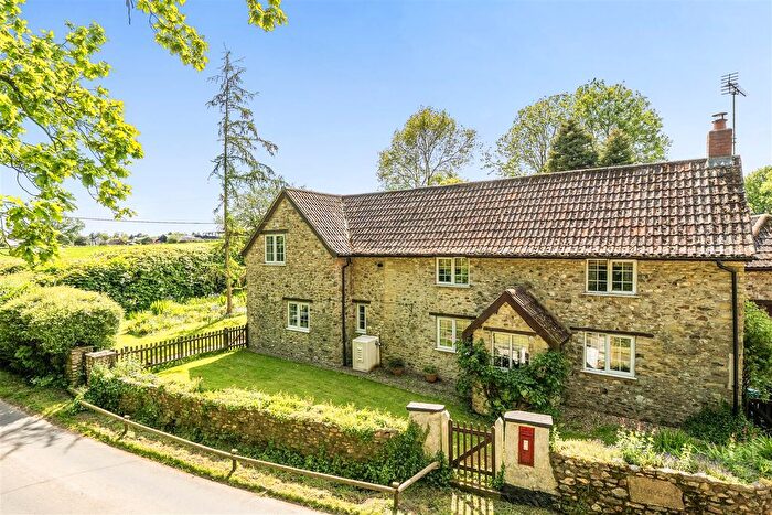 3 Bedroom Detached House For Sale In Alston, Axminster, EX13