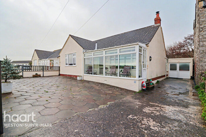 2 Bedroom Bungalow For Sale In Beach Road, Weston-Super-Mare, BS22