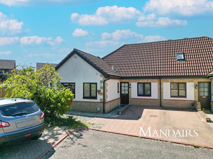 4 Bedroom Semi-Detached Bungalow For Sale In Hythegate, Werrington, Peterborough, PE4