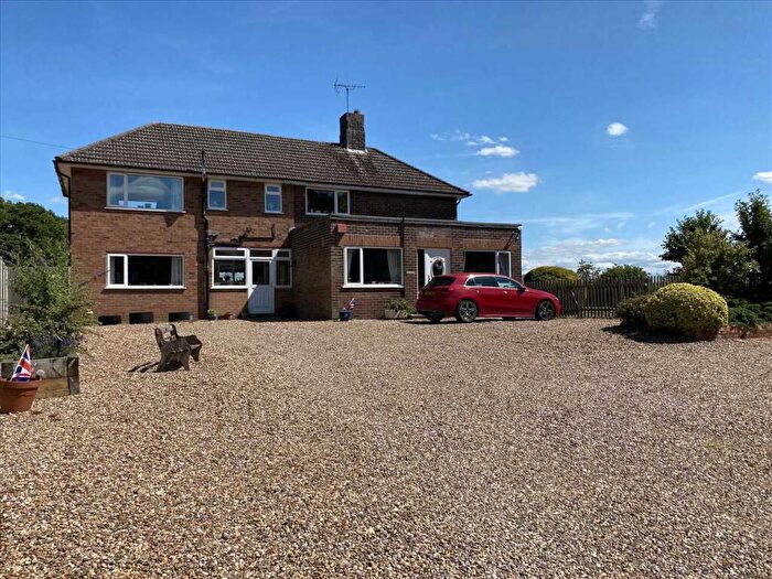 3 Bedroom Detached House For Sale In Field View, Heath Road, Ashby De La Launde, LN4