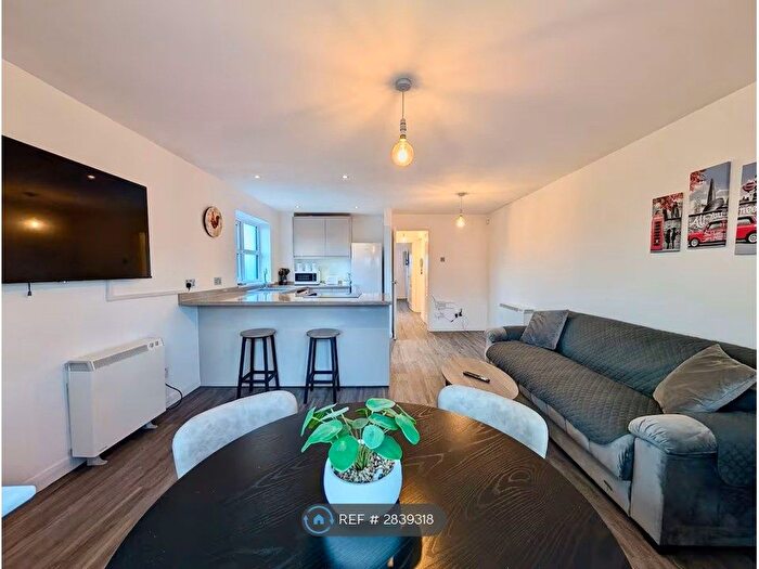 1 Bedroom Flat To Rent In Troutbeck Close, Slough, SL2