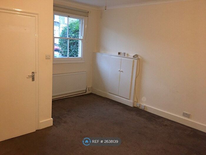 1 Bedroom Flat To Rent In Leyton, London, E10