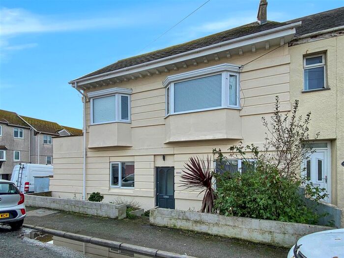 1 Bedroom Flat To Rent In Lanhenvor Avenue, Newquay, TR7