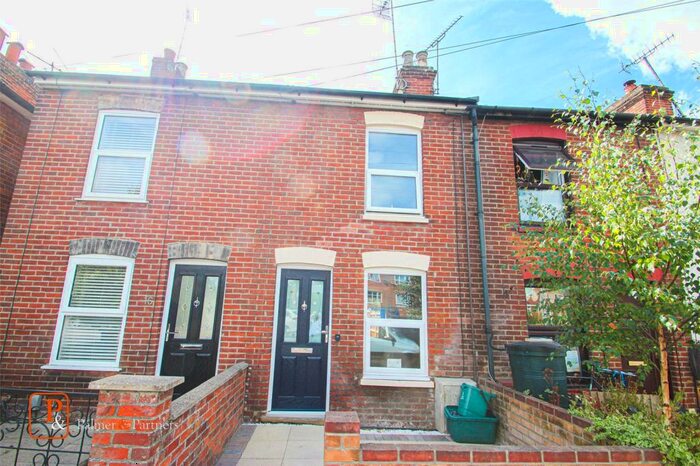 2 Bedroom Terraced House To Rent In Colne Bank Avenue, Colchester, Essex, CO1