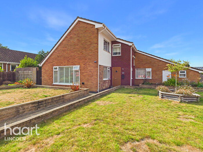 4 Bedroom Detached House For Sale In St Edwards Drive, Sudbrooke, LN2