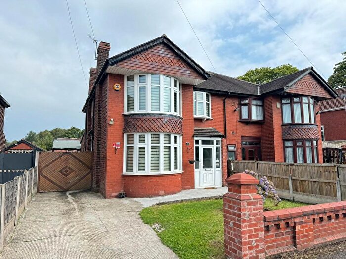5 Bedroom Semi-Detached House For Sale In Withington Road, Chorlton, M21