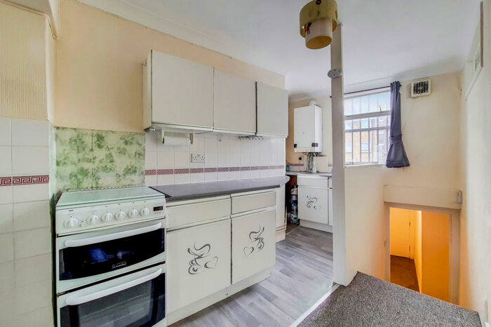 1 Bedroom Flat To Rent In Plumstead High Street, London, SE18
