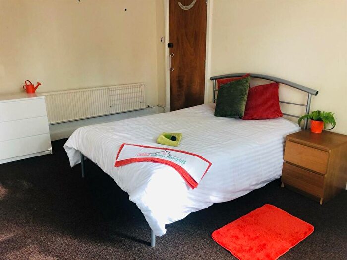 6 Bedroom Terraced House To Rent In £Pppw Incl Bills - Lenton Boulevard, NG7