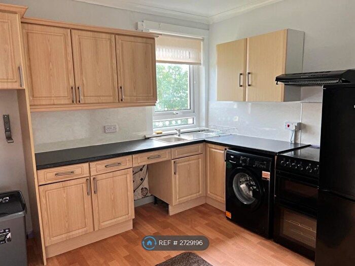 2 Bedroom Flat To Rent In Hopes Avenue, Dalmellington, KA6