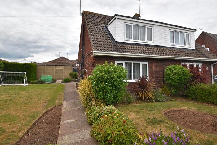 3 Bedroom Semi-Detached House For Sale In Ilkeston Avenue, Goole, DN14