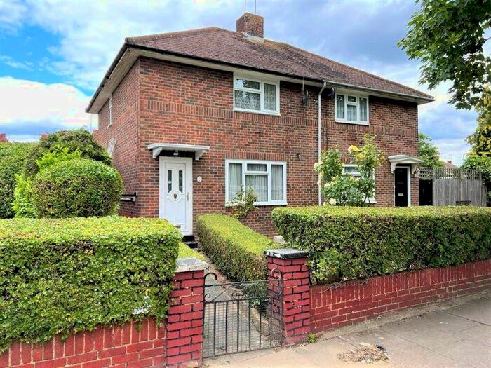 3 Bedroom Semi-Detached House To Rent In Fortune Gate Road, London, NW10