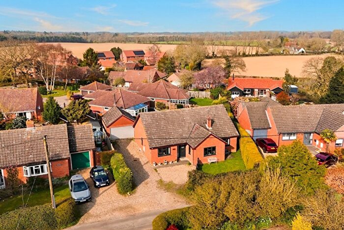 3 Bedroom Detached Bungalow For Sale In Cuttons Corner, Hemblington, Norwich, NR13