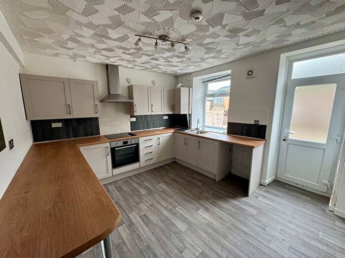 3 Bedroom Terraced House To Rent In Penrhiwceiber Road, Mountain Ash, CF45