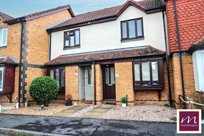 2 Bedroom Terraced House To Rent In Far Furlong Close, Hawkslade, HP21