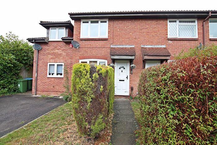 2 Bedroom Terraced House To Rent In Hollybrook Gardens, Locks Heath, SO31