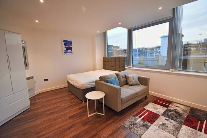 Studio To Rent In Nd Floor, Churchill Place, Churchill Way, Basingstoke, RG21