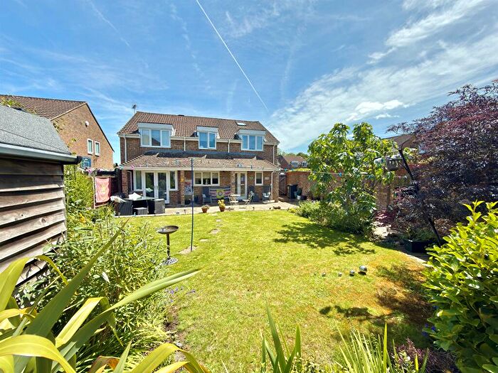5 Bedroom Detached House For Sale In Sevenfields, Highworth, Swindon, SN6