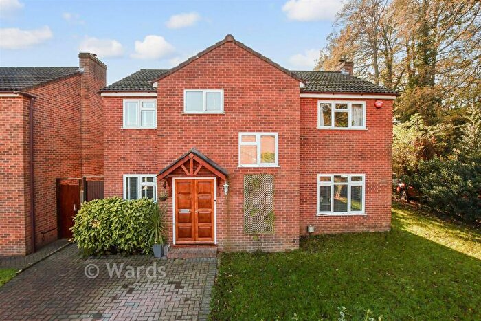 4 Bedroom Detached House For Sale In Grange Way, Broadstairs, Kent, CT10