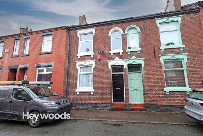 3 Bedroom Terraced House For Sale In Oxford Street, Penkhull, Stoke-On-Trent, Staffordshire, ST4
