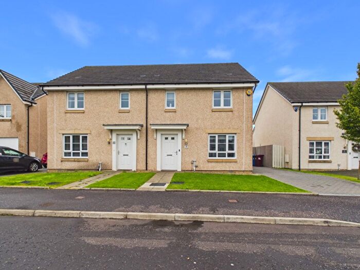 3 Bedroom Semi-Detached House For Sale In Dart Avenue, East Kilbride, South Lanarkshire, G74