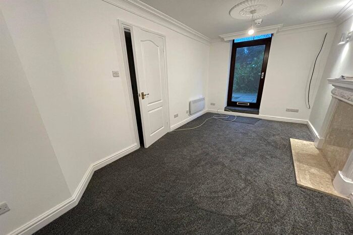 1 Bedroom Flat To Rent In The Cranfield, Hine Hall, Mapperley, NG3