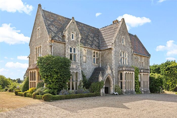 8 Bedroom Detached House For Sale In Staplestreet Road, Hernhill, Faversham, Kent, ME13