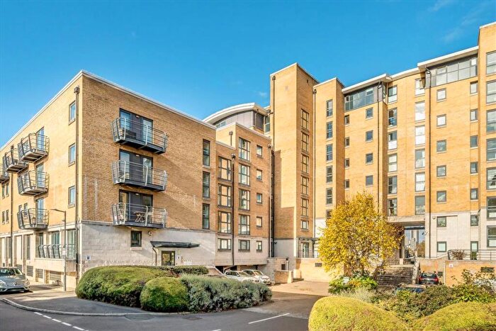2 Bedroom Flat To Rent In Glaisher Street, Greenwich, SE8