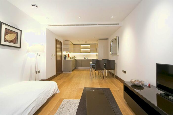 1 Bedroom Flat To Rent In Fetter Lane, London, EC4A