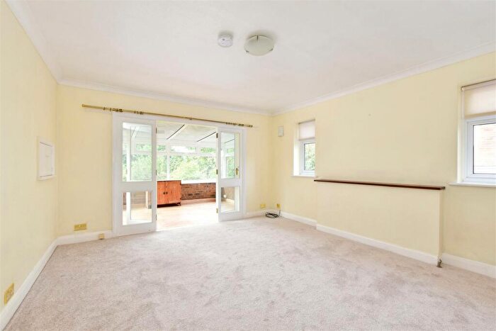 2 Bedroom Detached Bungalow To Rent In Westover Road, High Wycombe, HP13