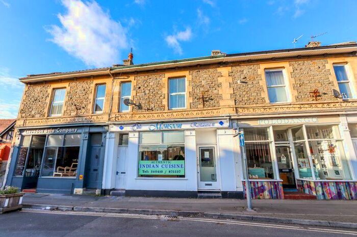 2 Bedroom Flat To Rent In Old Church Road, Clevedon, BS21