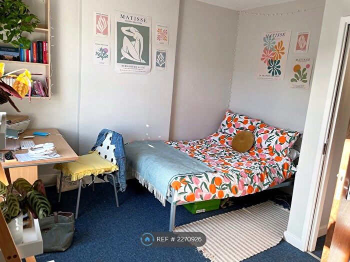 6 Bedroom Terraced House To Rent In Roebuck Road, Sheffield, S6