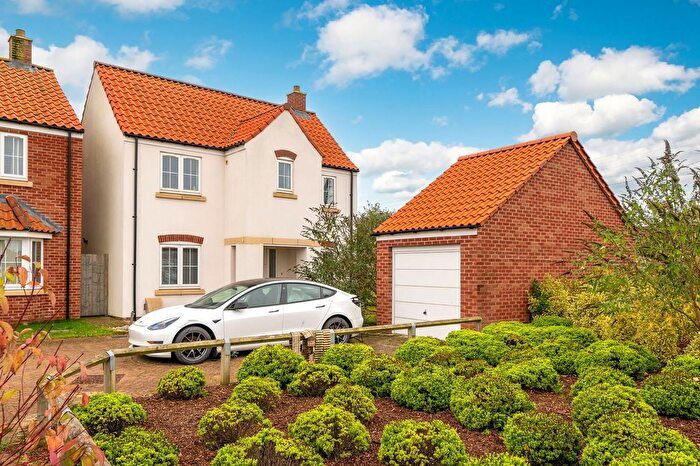 4 Bedroom Detached House For Sale In Goldcrest Avenue, Branston, Lincoln, LN4