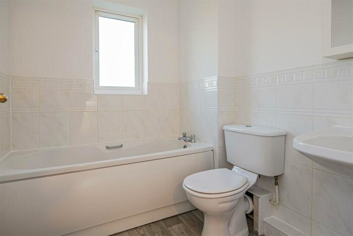 3 Bedroom Terraced House For Sale In Lowry Close, Corby, NN18